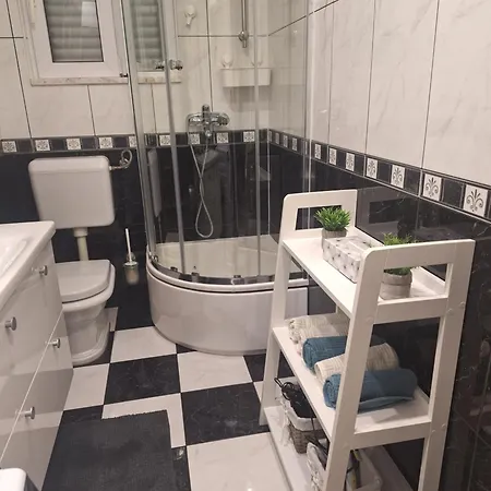 Mirjana Appartement Makarska