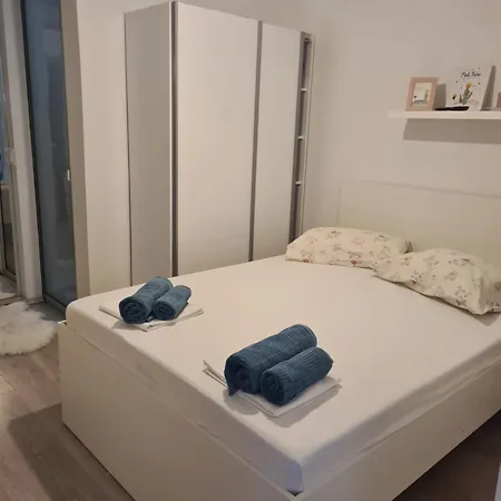 Mirjana Apartment Makarska