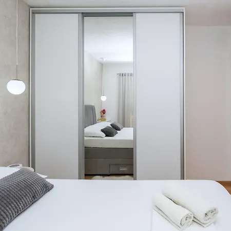 Apartment Mirjana Makarska