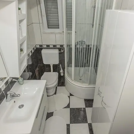Mirjana Apartment Makarska