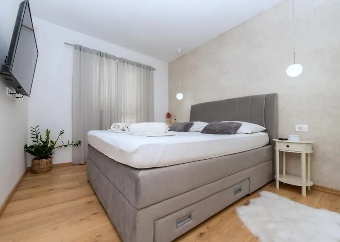 Mirjana Apartament Makarska