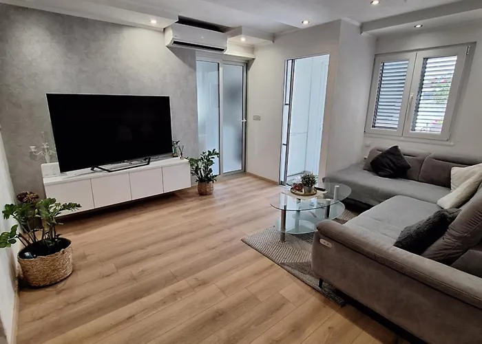 Mirjana Apartament *